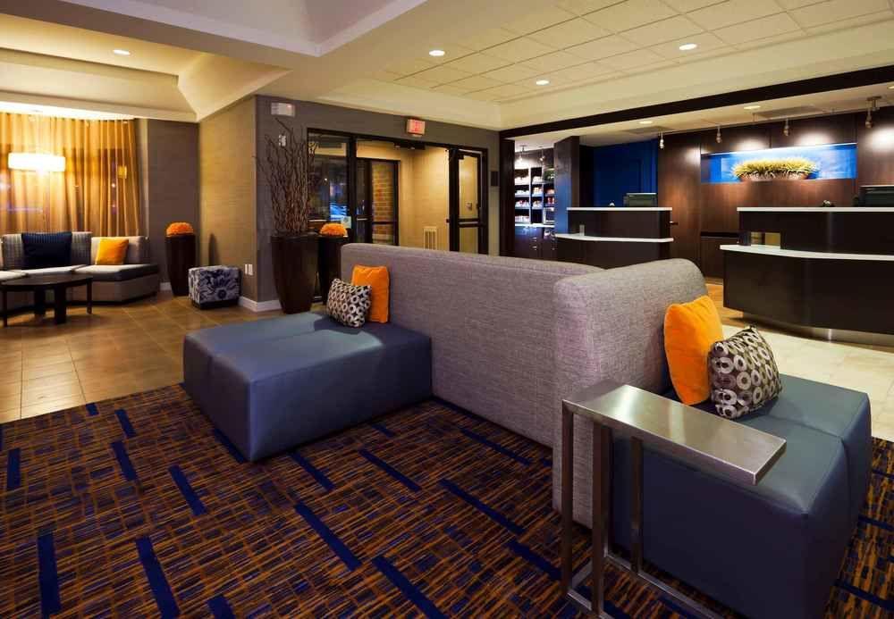 Courtyard Indianapolis At The Capitol Hotel ภายนอก รูปภาพ