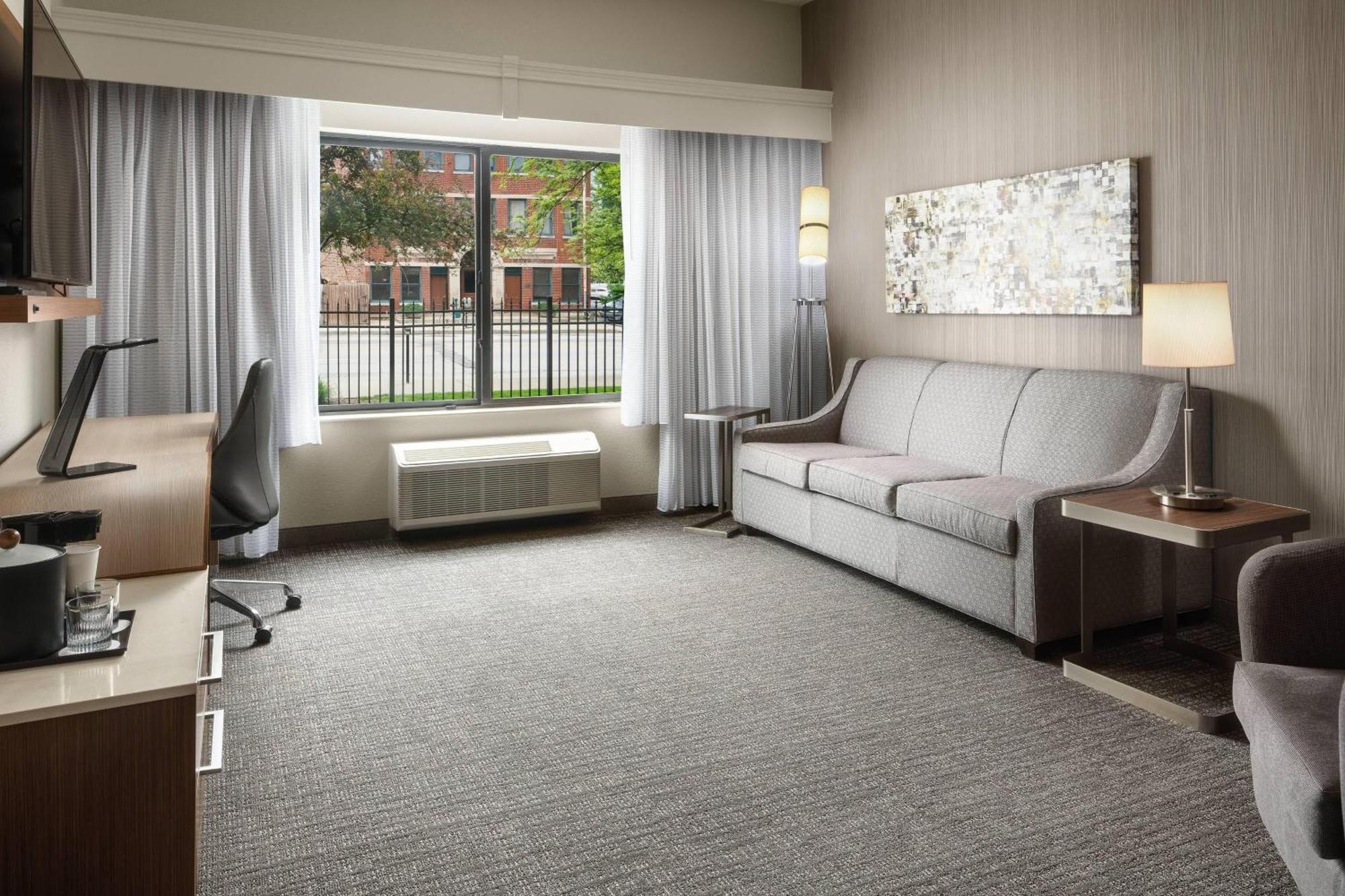 Courtyard Indianapolis At The Capitol Hotel ภายนอก รูปภาพ