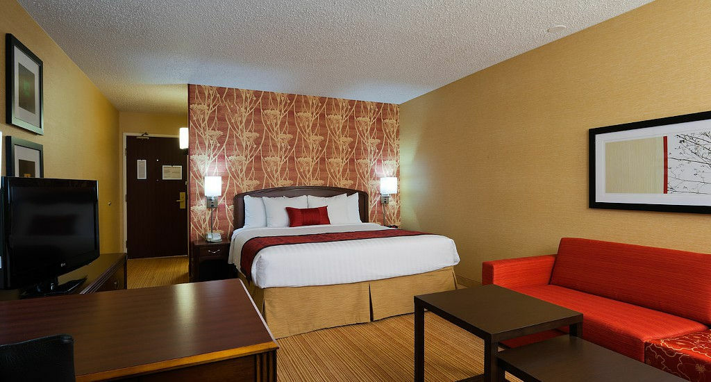 Courtyard Indianapolis At The Capitol Hotel ภายนอก รูปภาพ